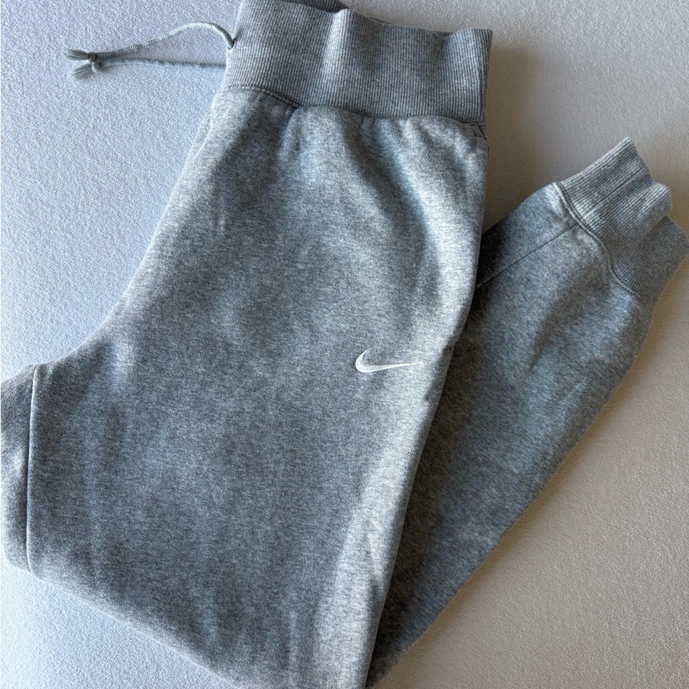 Nike Women's Gray Joggers
